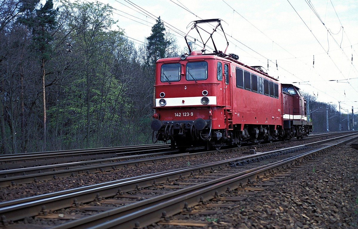 142 123 + 202 201  Michendorf  25.04.95