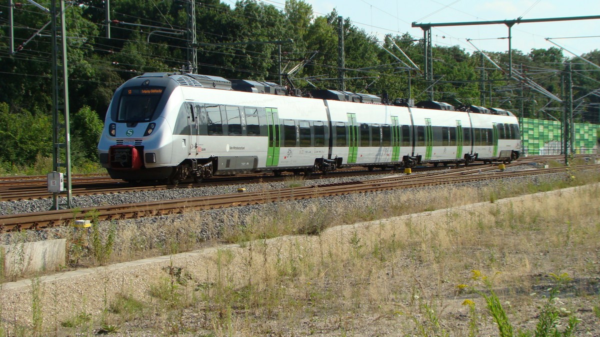 142 710 der S-Bahn Mitteldeutschland, Einfahrt Leipzig Stötteritz, am 31.07.2014
