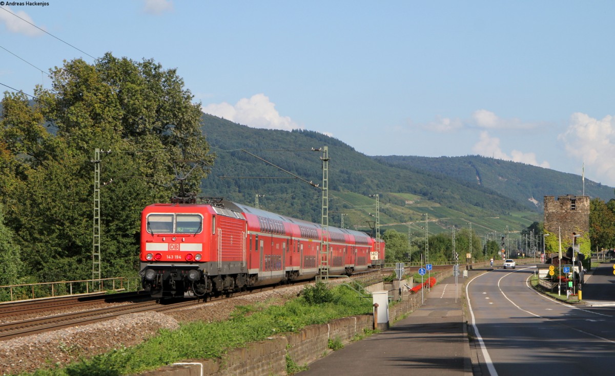 143 *** und 143 194-9 mit dem RE 4293 (Koblenz Hbf-Frankfurt(Main)Hbf) bei Rheindiebach 7.8.14