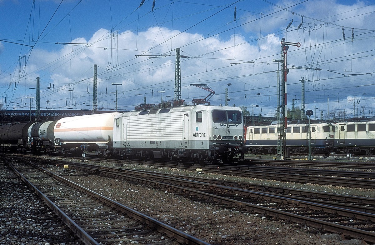 143 001  Karlsruhe Rbf  13.04.00