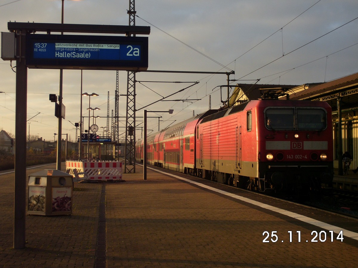 143 002-4 mit RE 4659 nach Roßla beim verlassen des Bf Nordhausen