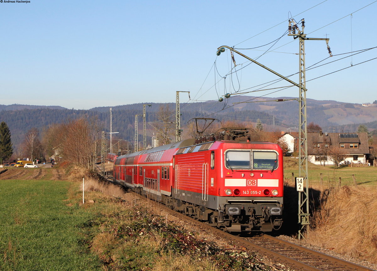 143 055-2 mit der RB 17219 (Freiburg(Brsg)Hbf-Neustadt(Schwarzw)) bei Himmelreich 5.12.16