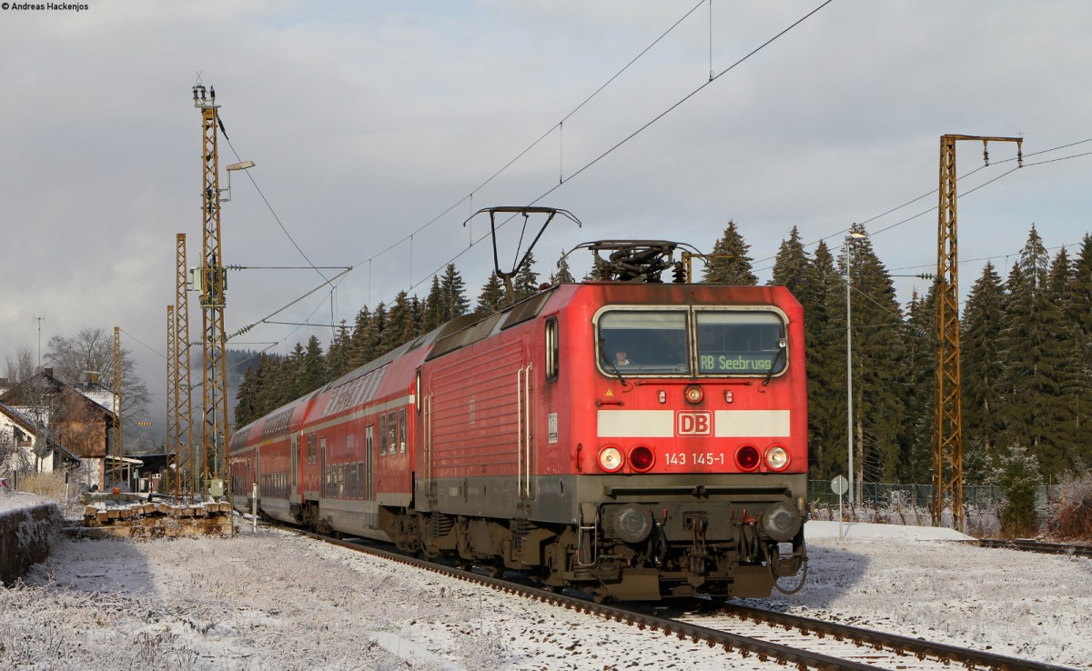 143 145-1 mit der RB 26923 (Freiburg(Breisgau) Hbf-Seebrugg) in Hinterzarten 8.12.14