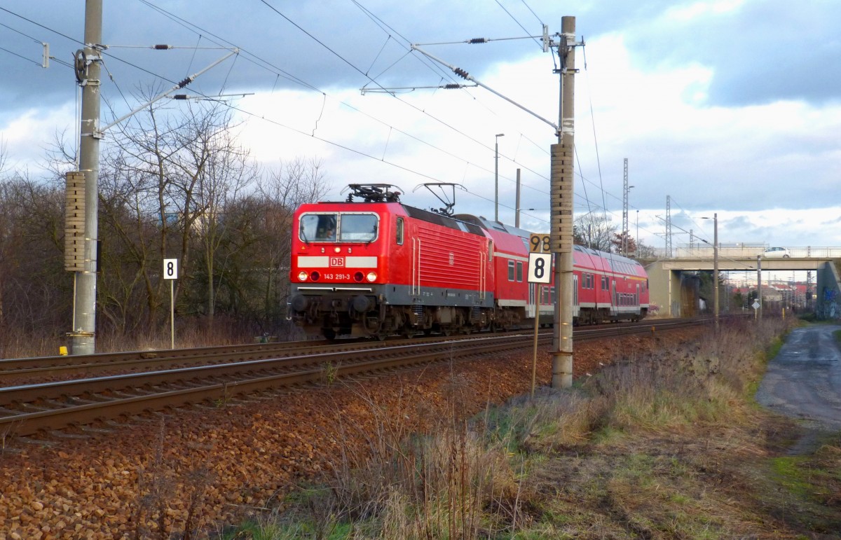 143 291-3 verlässt mit Regionalbahn den Bahnhof Nordhausen Richtung Leinefelde 23.12.2013