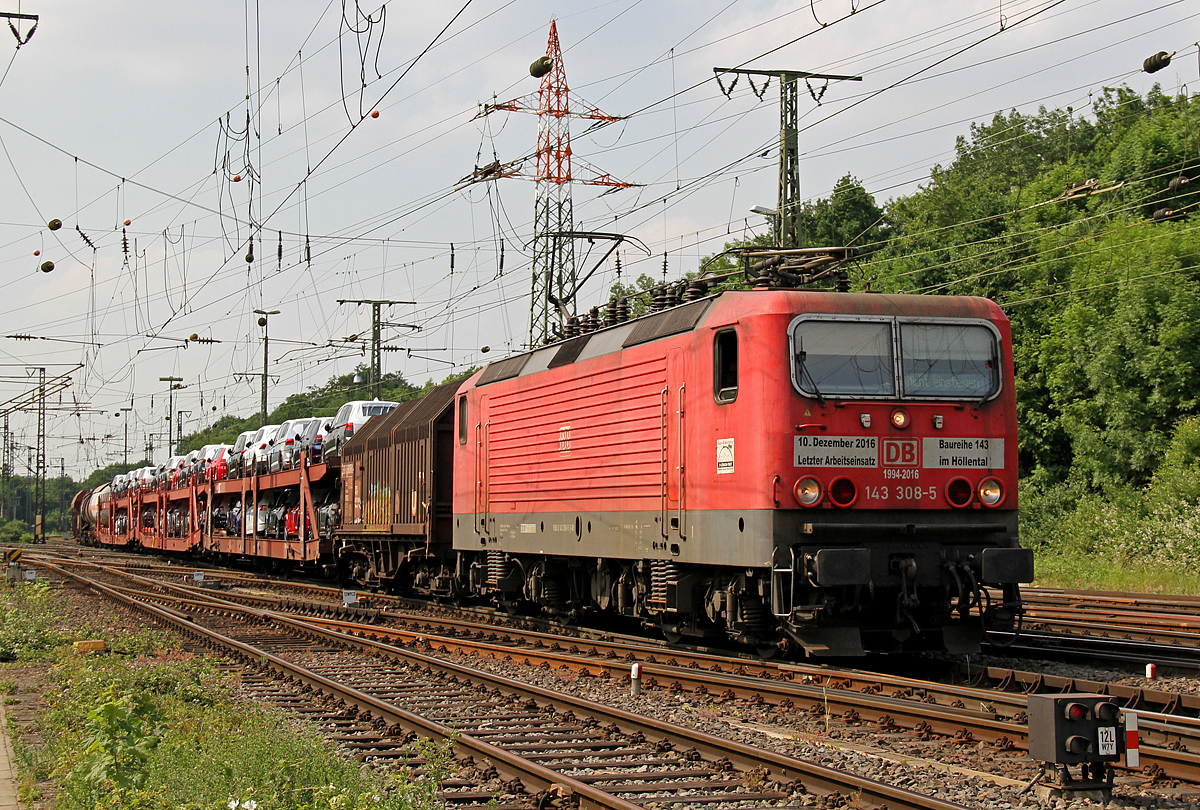 143 308 in Gremberg am 01.06.2017
