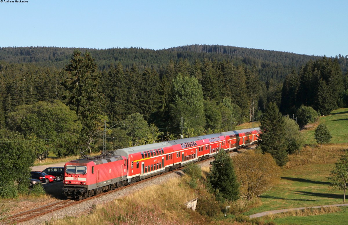 143 364-8 und 143 312-7 als RB 26962 (Seebrugg-Freiburg(Brsg)Hbf) in Altglashütten 30.8.15