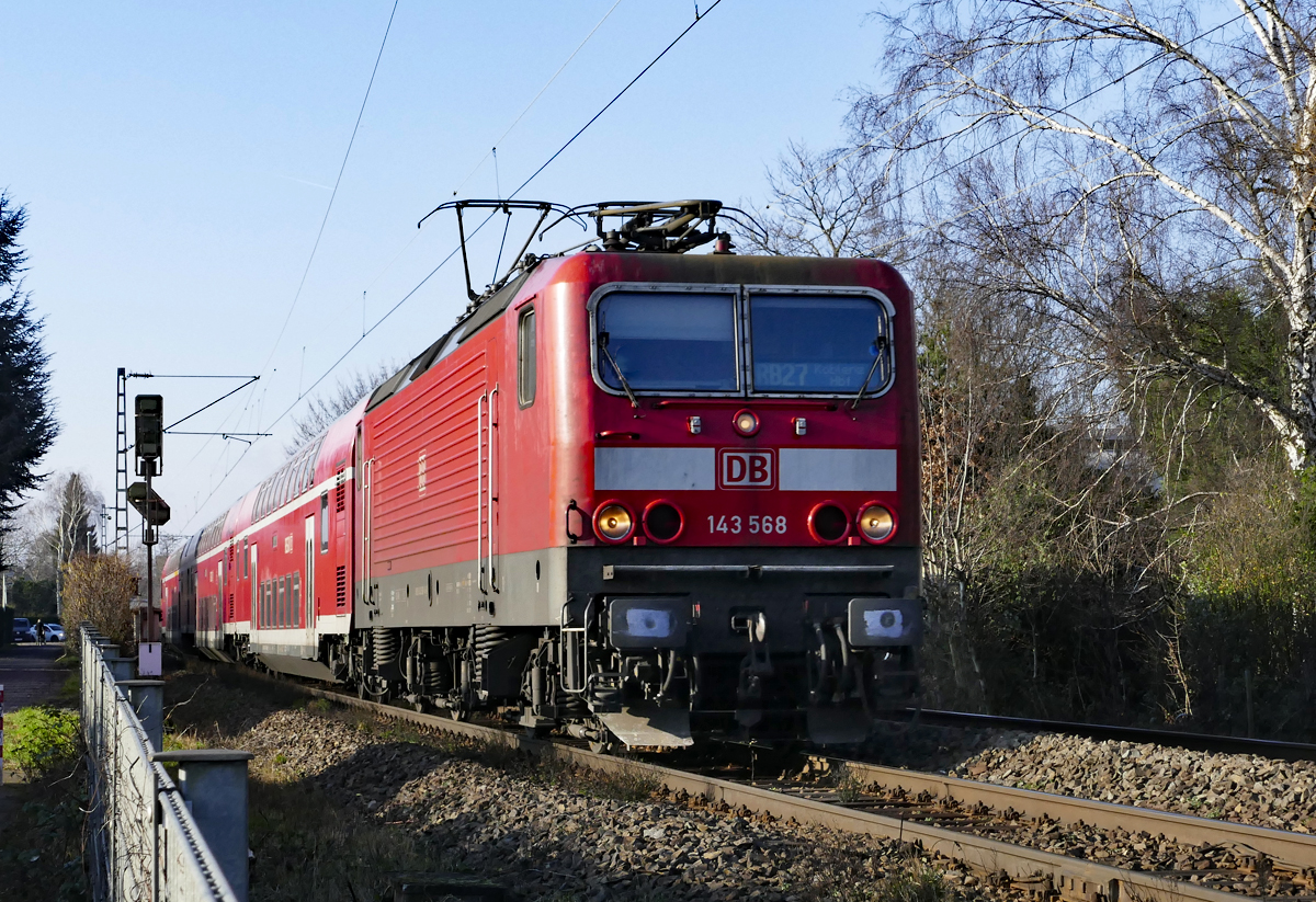 143 568 RB27 nach Koblenz-Hbf durch Bonn-Beuel - 27.01.2018