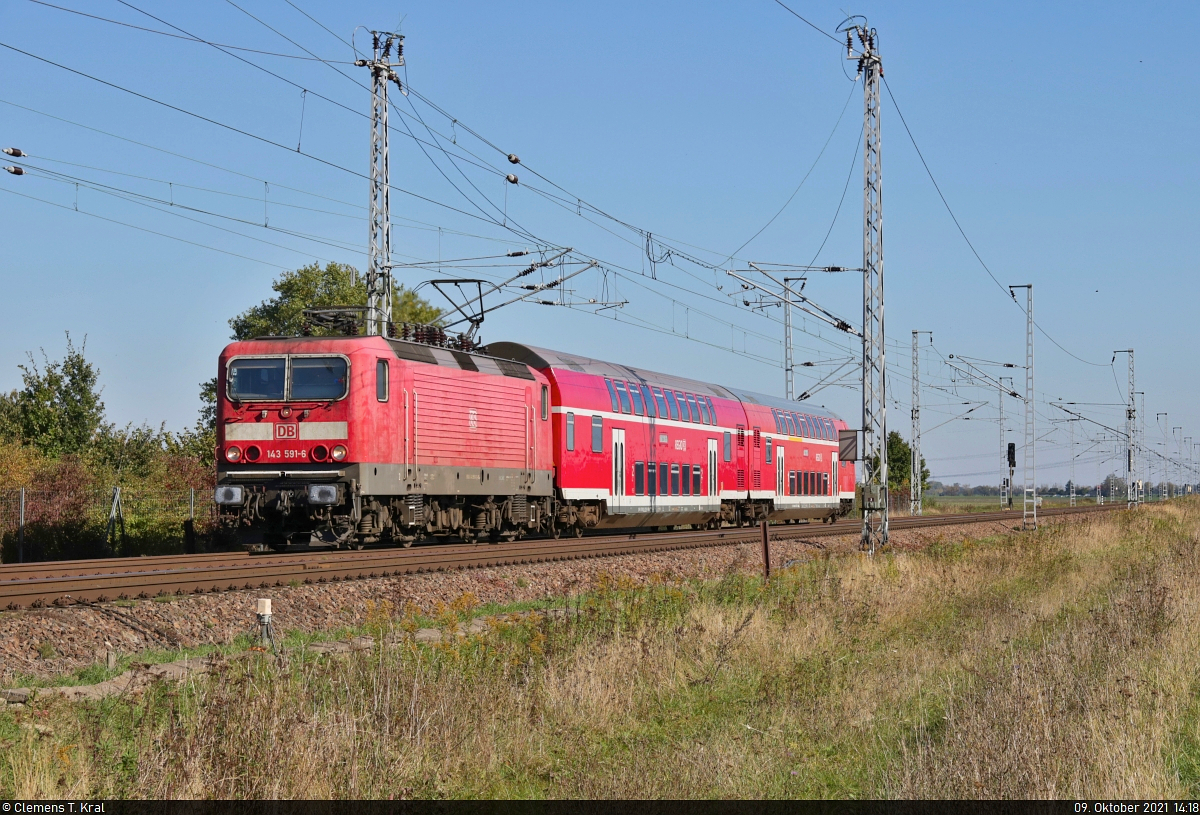 143 591-6 hat gleich ihren vorletzten Halt Peißen erreicht.

🧰 S-Bahn Mitteldeutschland (DB Regio Südost)
🚝 S 37914 (S9) Eilenburg–Halle(Saale)Hbf
🚩 Bahnstrecke Halle–Cottbus (KBS 219)
🕓 9.10.2021 | 14:18 Uhr