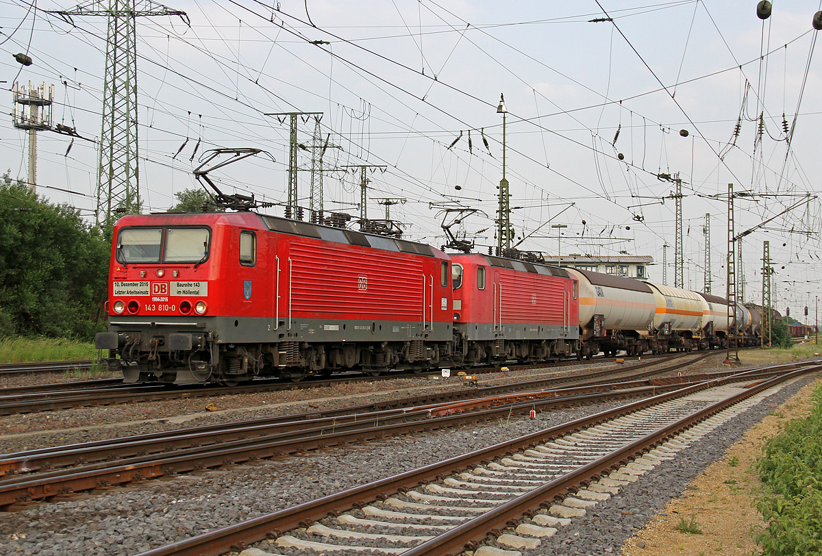 143 810 & 143 860 in Gremberg am 01.06.2017
