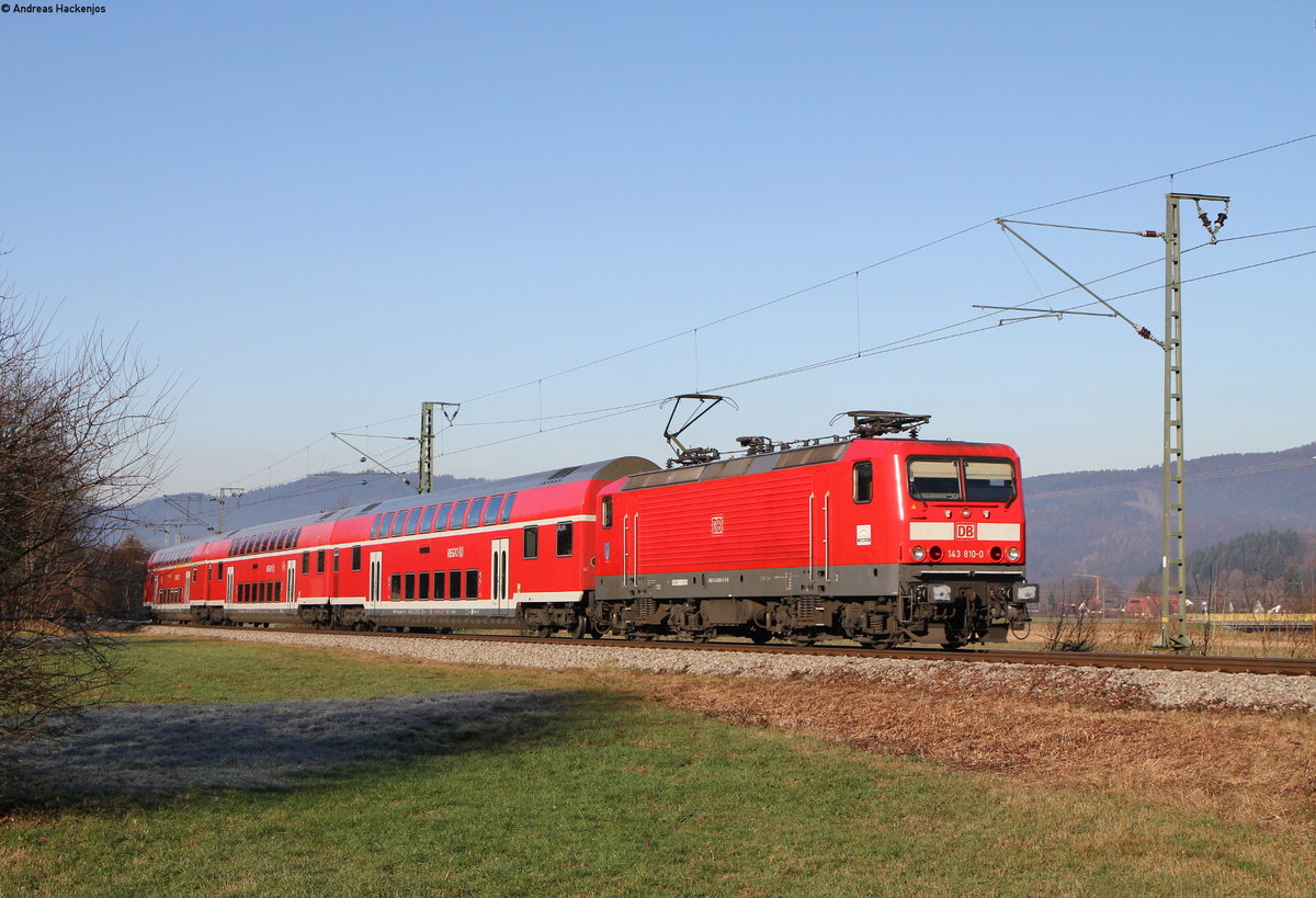 143 810-0 mit der RB 17213 (Freiburg(Brsg)Hbf-Neustadt(Schwarzw)) bei Himmelreich 5.12.16