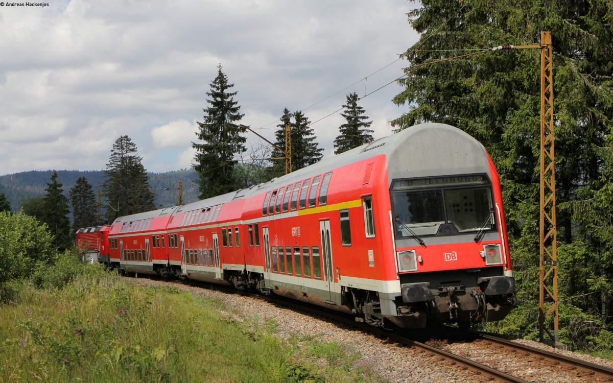 143 810-0 mit der RB 26927 (Freiburg(Brsg) Hbf-Seebrugg) bei Bärental 26.6.14