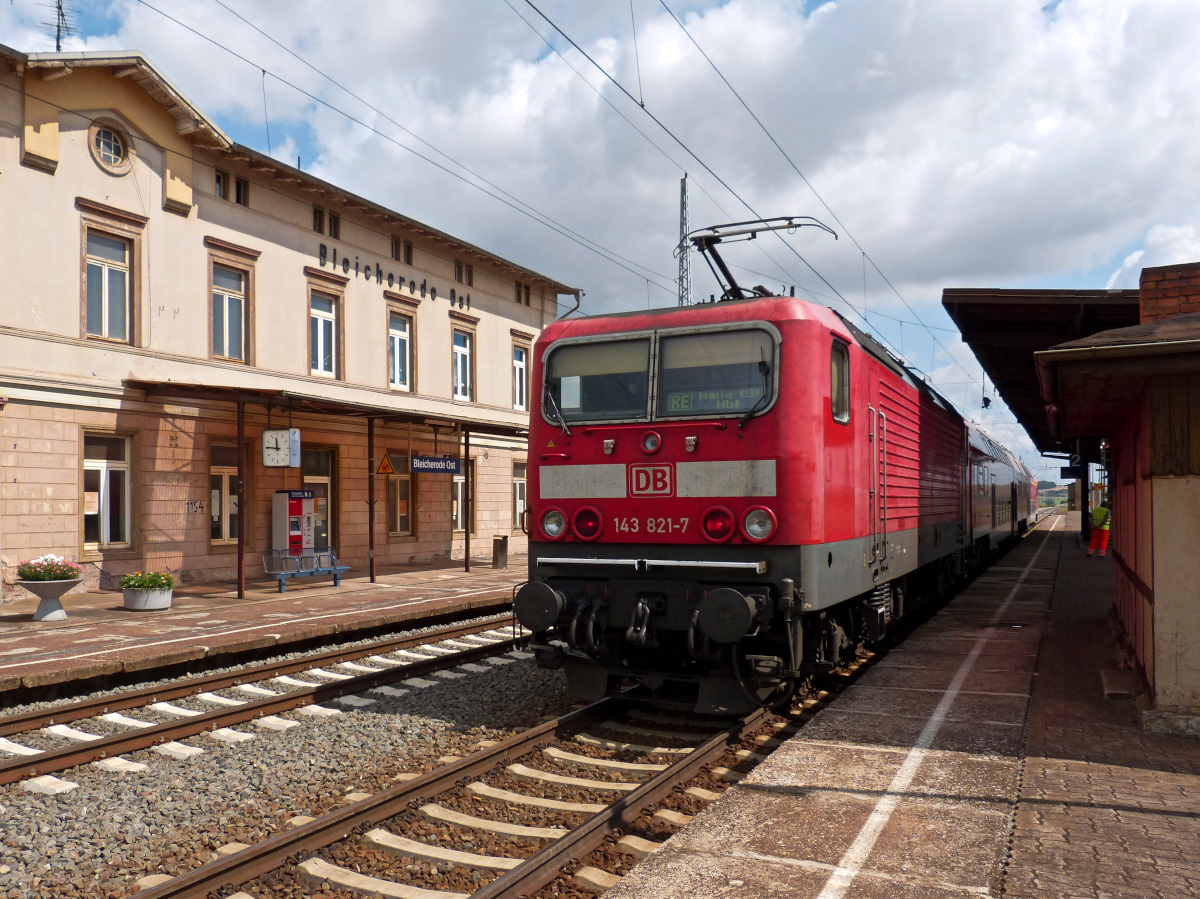 143 821-7 Bahnhof Bleicherode Ost 15.07.2015