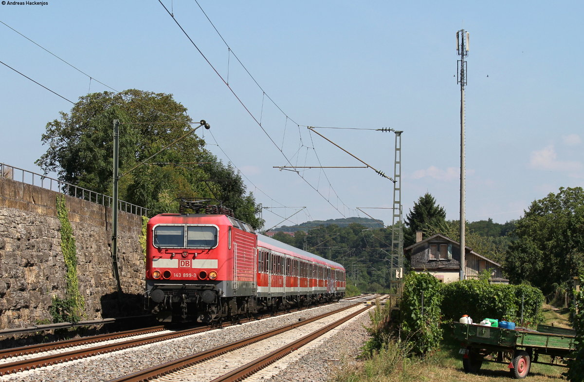 143 899-3 mit der RB 39927 (Heilbronn Hbf-Stuttgart Hbf) bei Lauffen 16.8.16