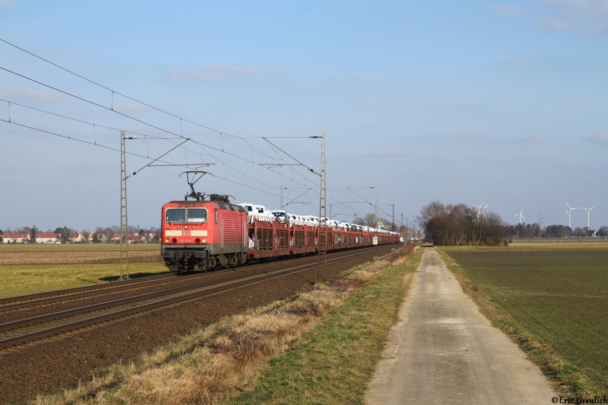 143 905 am 23.02.18 bei Vornhagen mit einem EZ von Seelze nach Osnabrück.