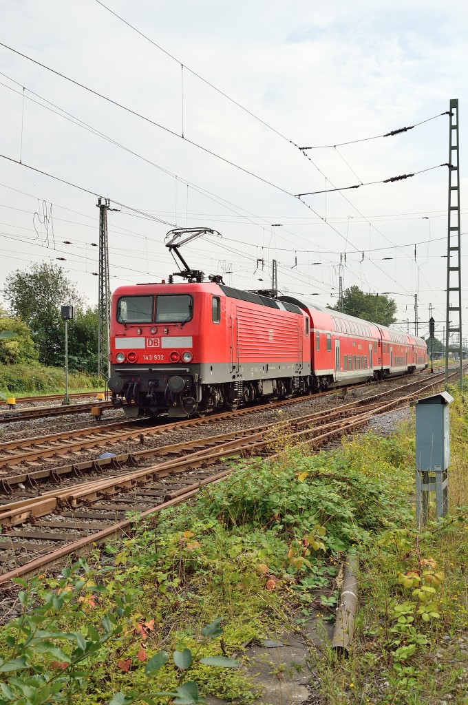 143 932 mit einer RB27 in Grevenbroich. 30.8.2013