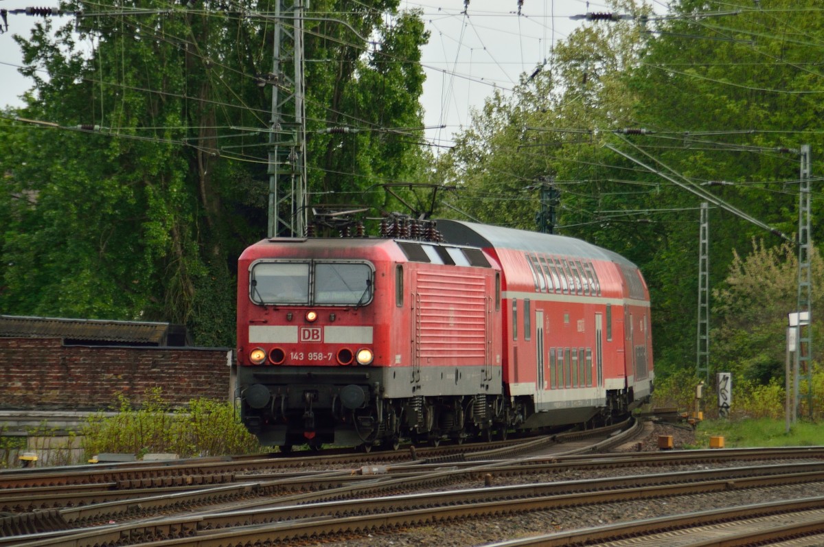 143 958-7 mit RB 27 in Rheydt Hbf. 22.4.2014
