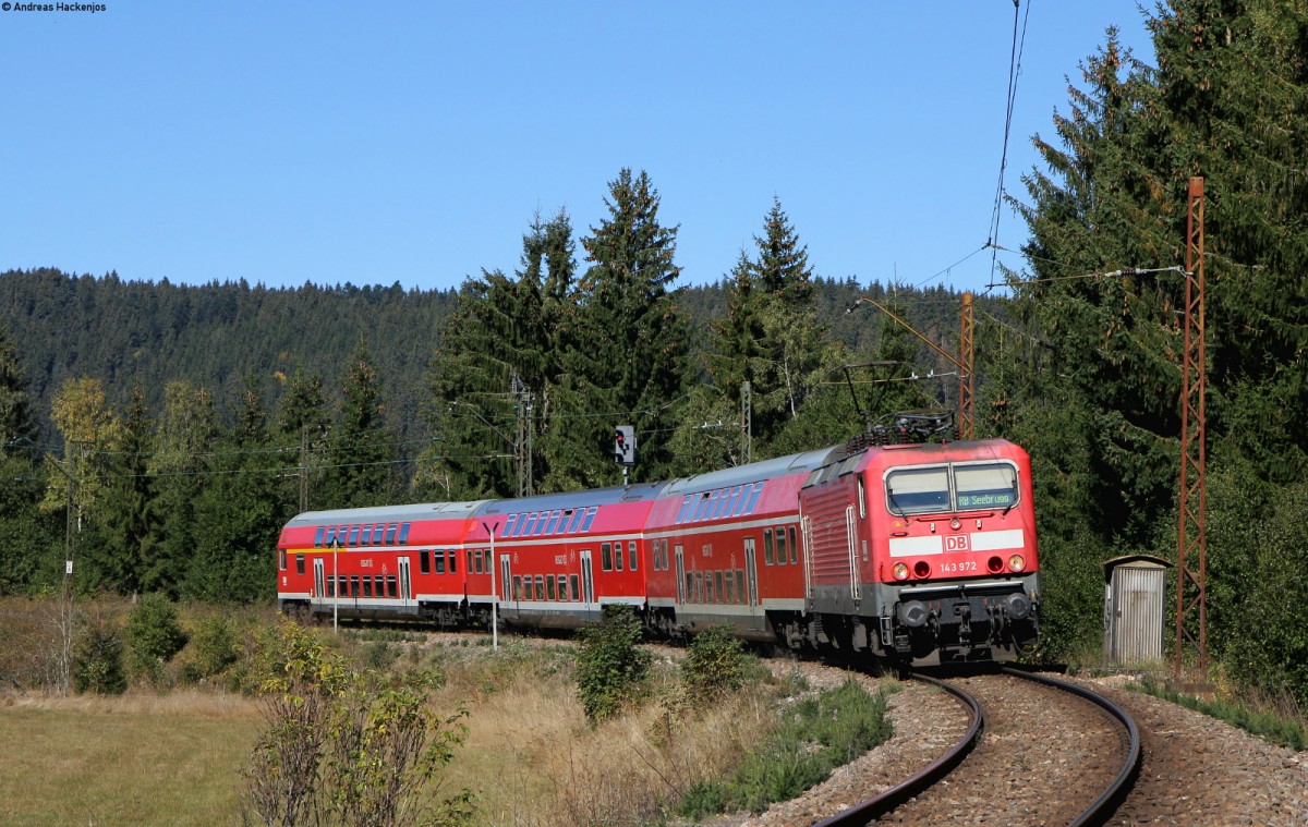 143 972-8 mit der RB 26931 (Freiburg(Brsg)Hbf-Seebrugg) bei Titisee 2.10.15