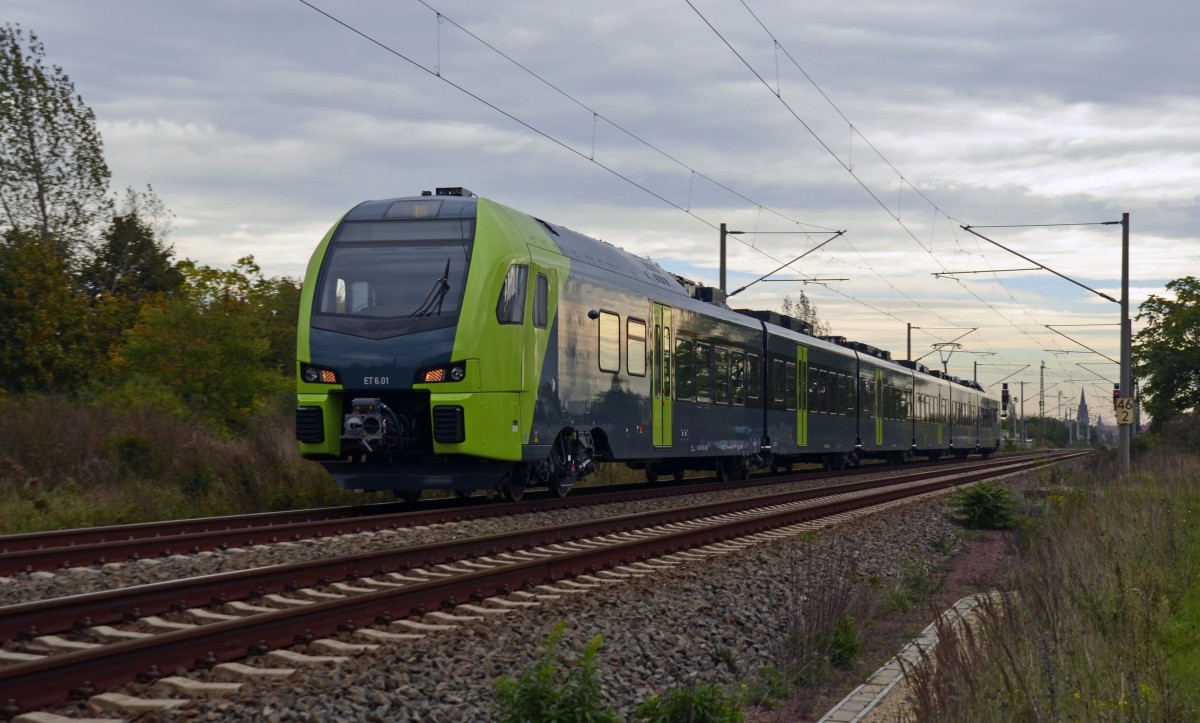1430 036 war am 09.10.14 vom Delitzscher Schienenfahrzeugwerk aus auf Probefahrt. Durch Greppin führte ihn die Fahrt Richtung Dessau.