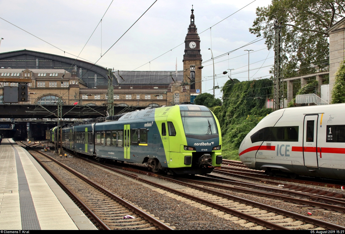 1430 041-2 (ET 6.06) und 1429 0?? (ET 5.?? | Stadler FLIRT 160) der NBE Nordbahn Eisenbahngesellschaft mbh & Co. KG mit dem Zugzielanzeiger  Überführungsfahrt  durchfahren Hamburg Hbf Richtung Hamburg-Altona.
[5.8.2019 | 15:27 Uhr]