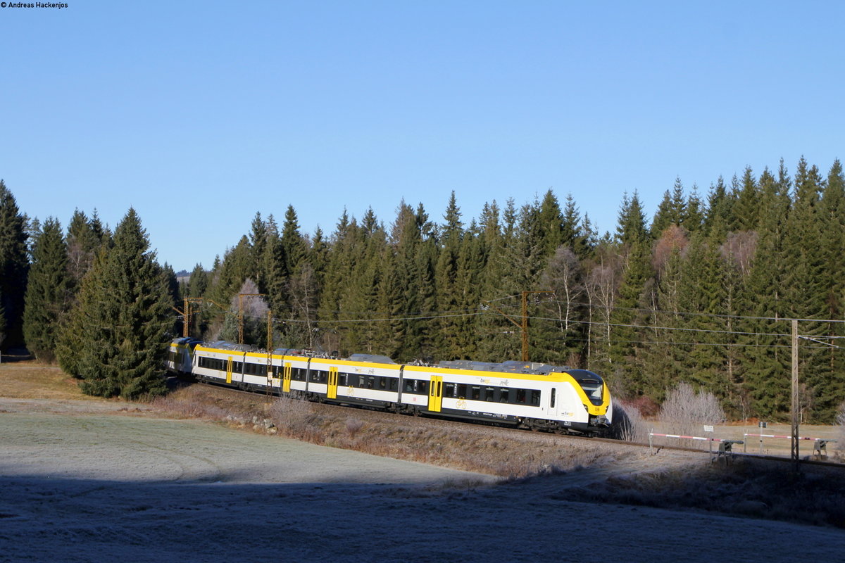 1440 172 und 1440 357 als RB 17267 (Freiburg(Brsg)Hbf-Seebrugg) bei Hinterzarten 5.12.19