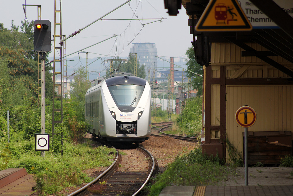 1440 337 erreicht soeben den Haltepunkt Dresden-Plauen.
Aufnahmedatum: 26.07.2016