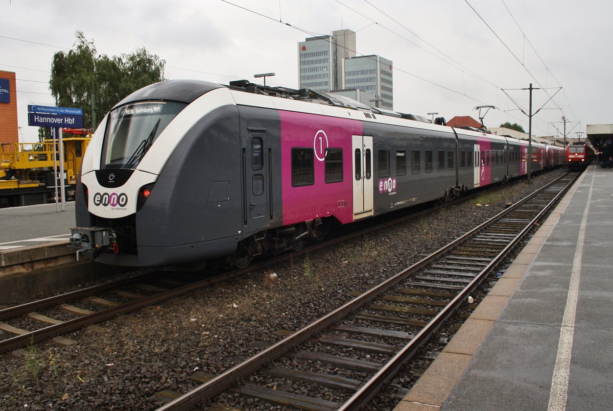1440 612-8 steht am 5.8.2017 als RE30 (ENO83515) von Hannover Hauptbahnhof nach Wolfsburg Hauptbahnhof im Startbahnhof bereit.