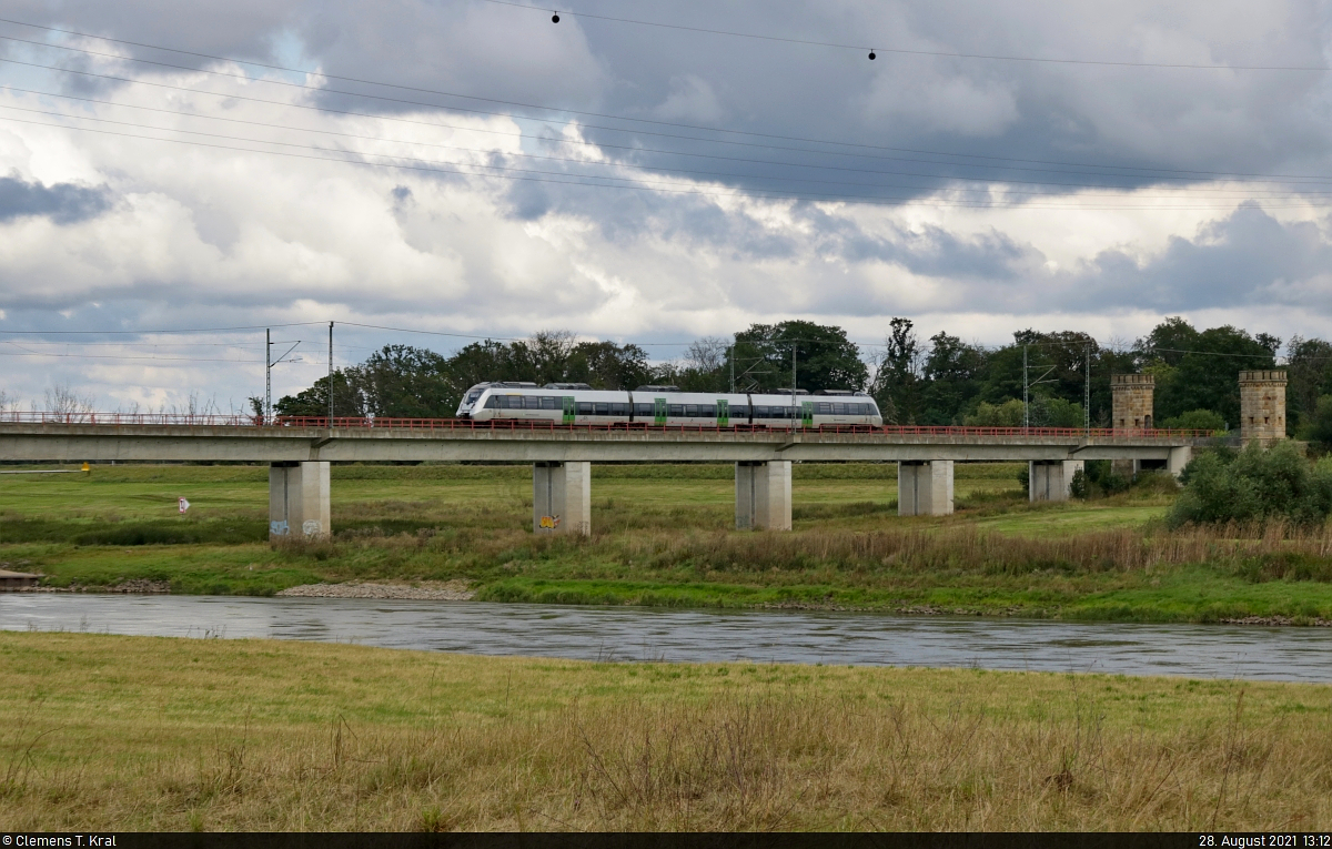 1442 114 (Bombardier Talent 2) befährt die eingleisige Elbebrücke in Torgau.

🧰 S-Bahn Mitteldeutschland (DB Regio Südost)
🚝 S 37437 (S4) Falkenberg(Elster)–Markkleeberg-Gaschwitz
🚩 Bahnstrecke Halle–Cottbus (KBS 219)
🕓 28.8.2021 | 13:12 Uhr