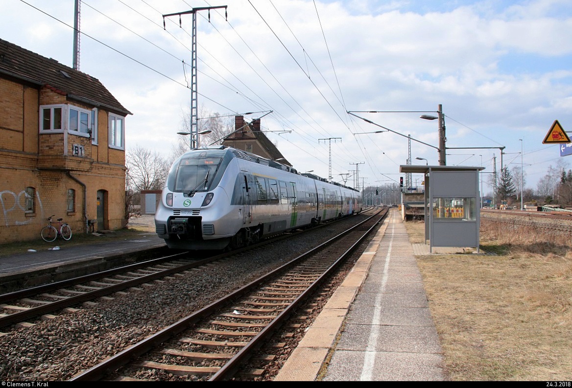 1442 204 (Bombardier Talent 2) der S-Bahn Mitteldeutschland (DB Regio Südost) als S 37439 (S4) von Eilenburg nach Wurzen steht im Bahnhof Leipzig-Thekla auf der Bahnstrecke Leipzig–Eilenburg (KBS 215). [24.3.2018 | 14:25 Uhr]