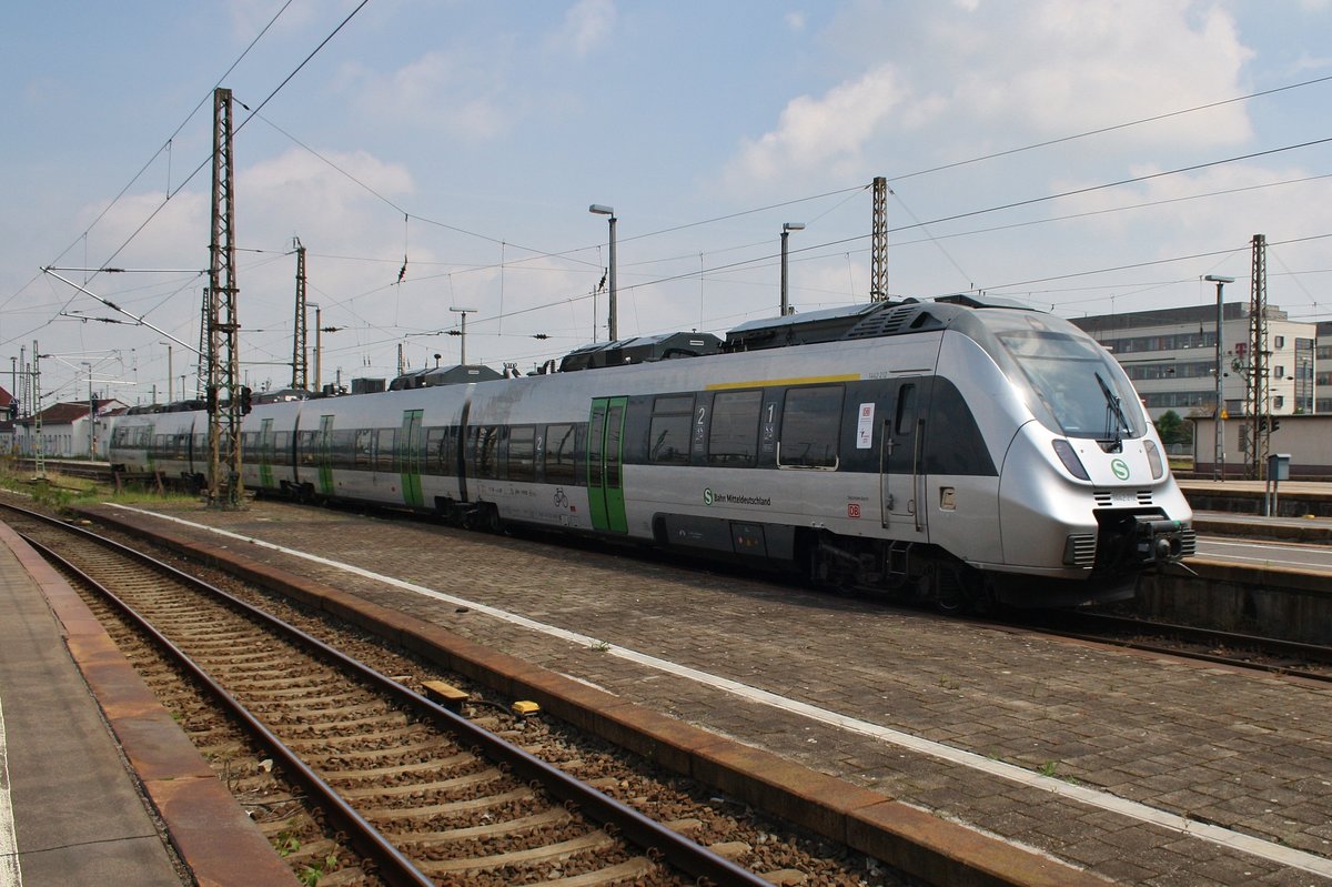1442 212-5 verlässt am 13.5.2017 als S4 von Leipzig Hauptbahnhof nach Wurzen den Leipziger Hauptbahnhof.