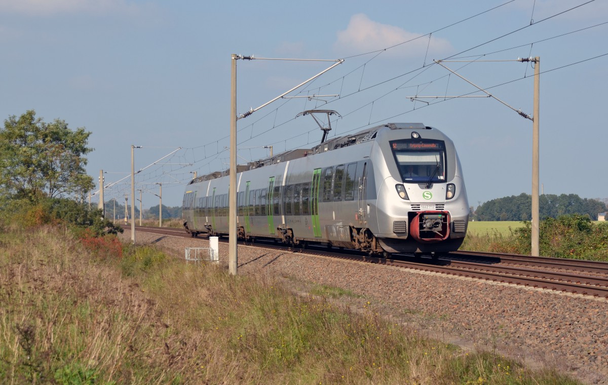 1442 212 passiert am 05.10.14 auf der Fahrt von Delitzsch nach Leipzig-Connewitz Zschortau. 