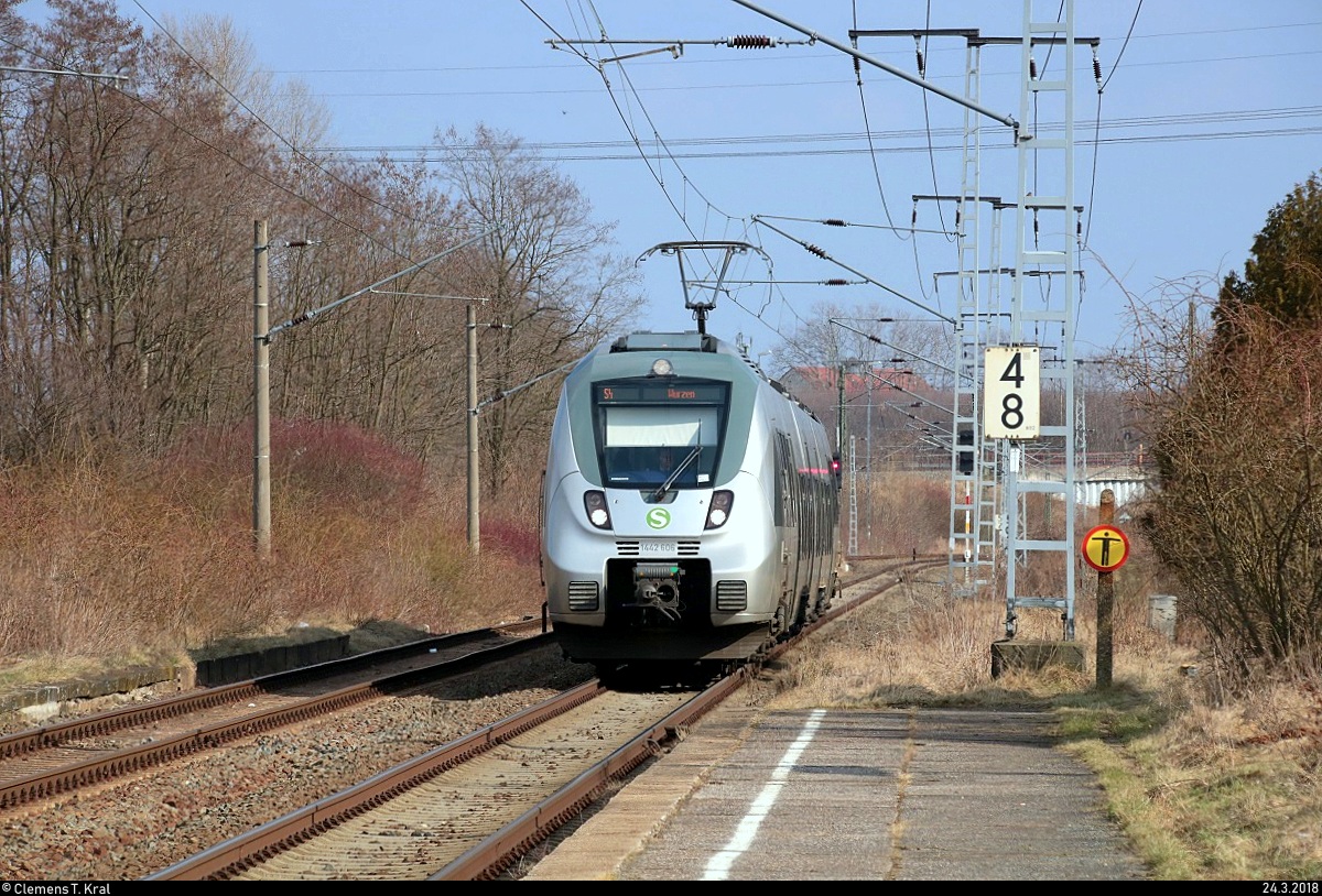 1442 606 (Bombardier Talent 2) der S-Bahn Mitteldeutschland (DB Regio Südost) als S 37441 (S4) von Eilenburg Ost nach Wurzen durchfährt den Bahnhof Leipzig-Thekla auf der Bahnstrecke Leipzig–Eilenburg (KBS 215). [24.3.2018 | 14:58 Uhr]