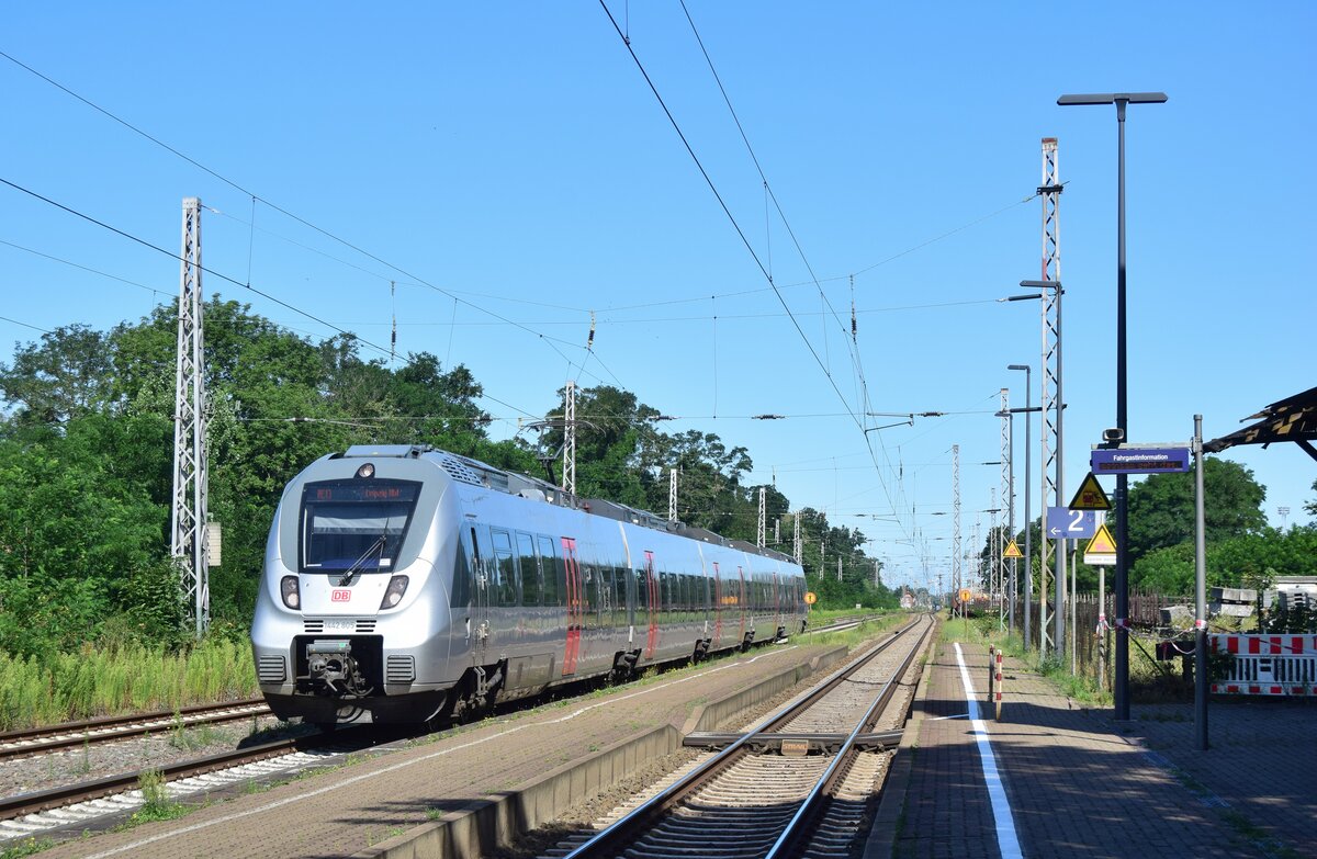 1442 805 erreicht den Bahnhof Königsborn.

Königsborn 21.07.2020