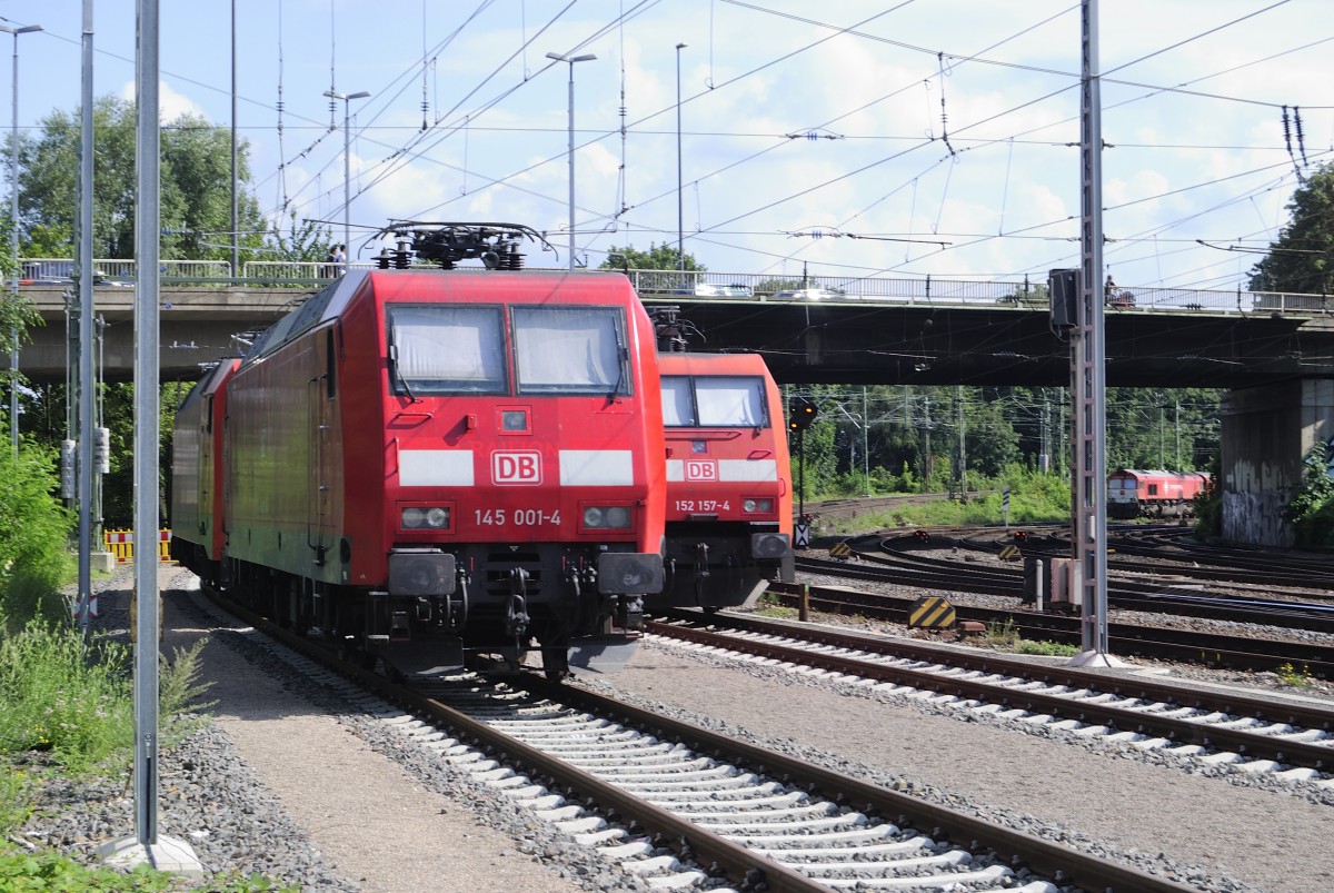 145 001-4 wartet am 7.8.2014 auf neue Einsätze in Aachen West