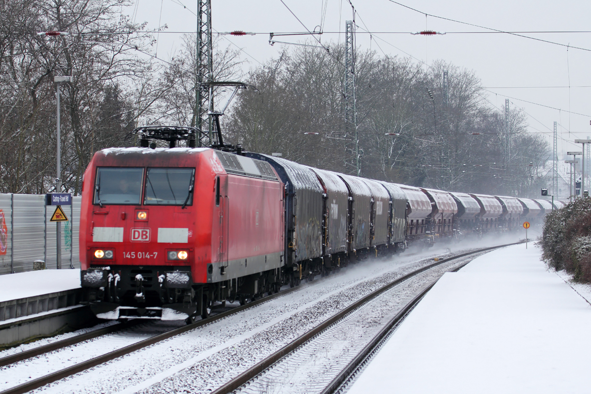 145 014-7 durchfährt Castrop-Rauxel Hbf. 11.2.2017