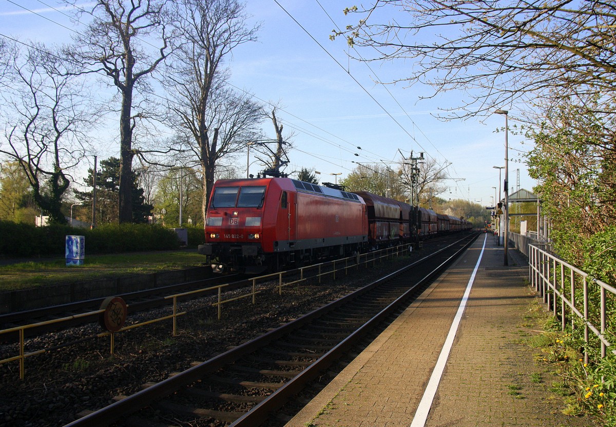145 022-0 DB kommt durch Kohlscheid aus Richtung Aachen-West,Laurensberg,Richterich mit einem Kurzen Kohlenzug aus Gent-Zeehaven(B) nach Bernburg(D)  und fährt in Richtung Herzogenrath,Neuss.
Am einem schönem Frühlingsmorgen vom 21.4.2015.