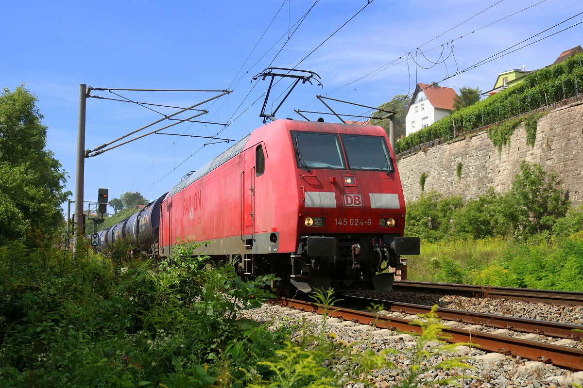 145 024-6 DB als Kesselzug fährt bei Burgwerben auf der Bahnstrecke Halle–Bebra (KBS 580) Richtung Großkorbetha. [8.8.2017 - 12:21 Uhr]