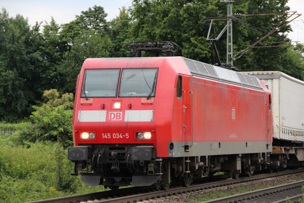 145 034-5 mit KLV am Haken zwischen Gundelfingen und Denzlingen. 19.06.2015