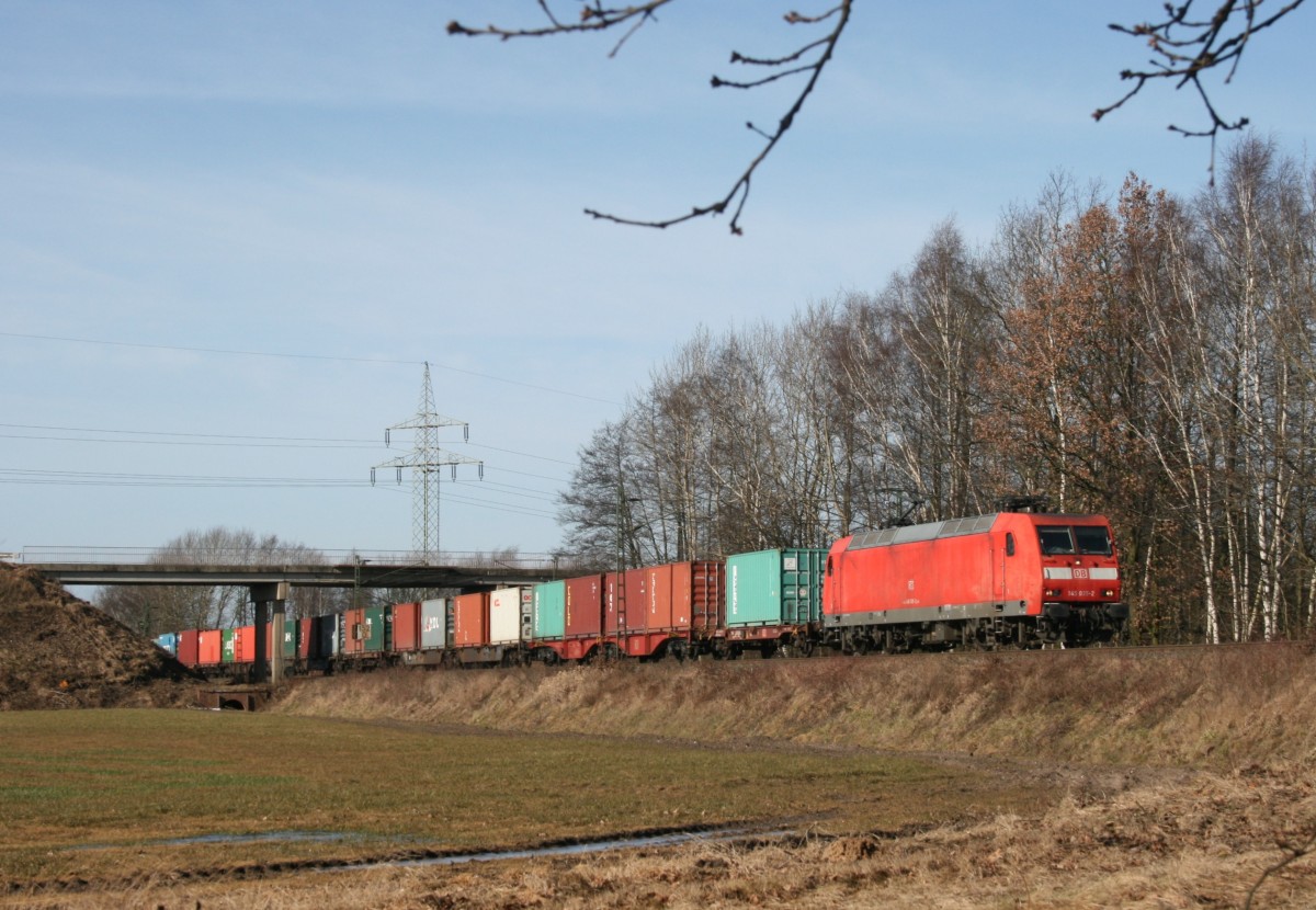 145 035 mit KT 50571 (Maschen Rbf–Halle-Trotha) am 20.02.2012 zwischen Ashausen und Winsen (Luhe)