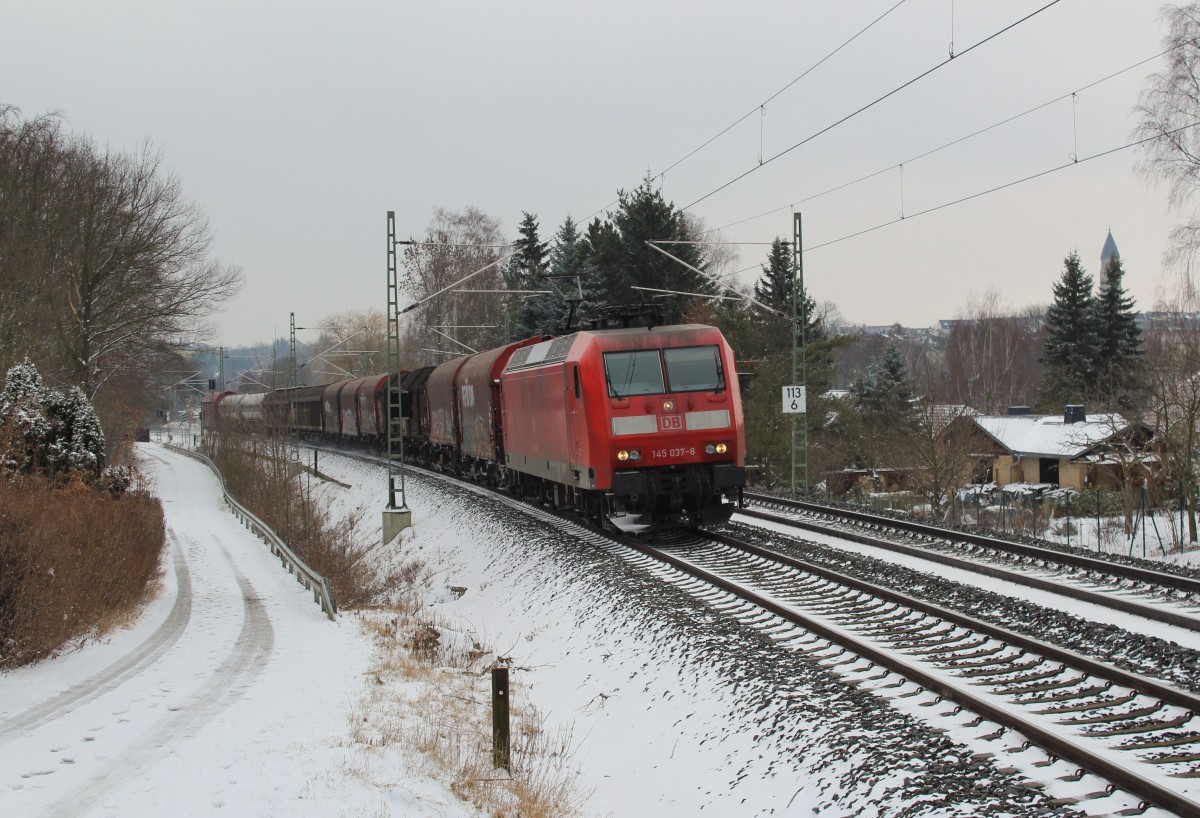 145 037 zu sehen mit dem 51715 in Plauen/V am 01.03.16.