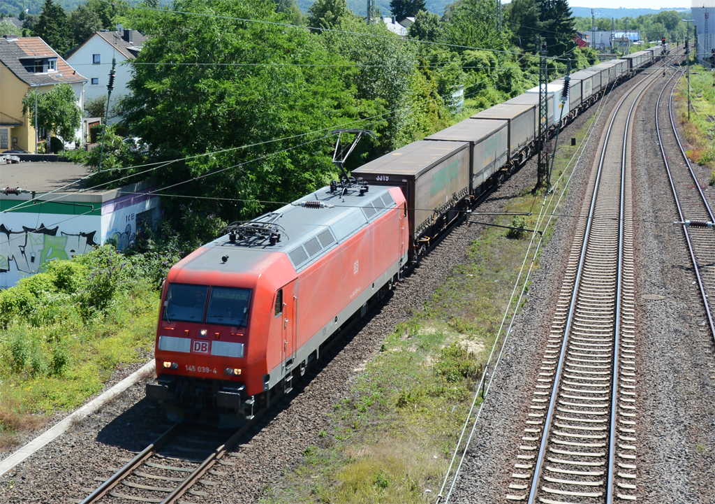 145 039-4 Containerzug durch Bad-Honnef - 03.07.2014