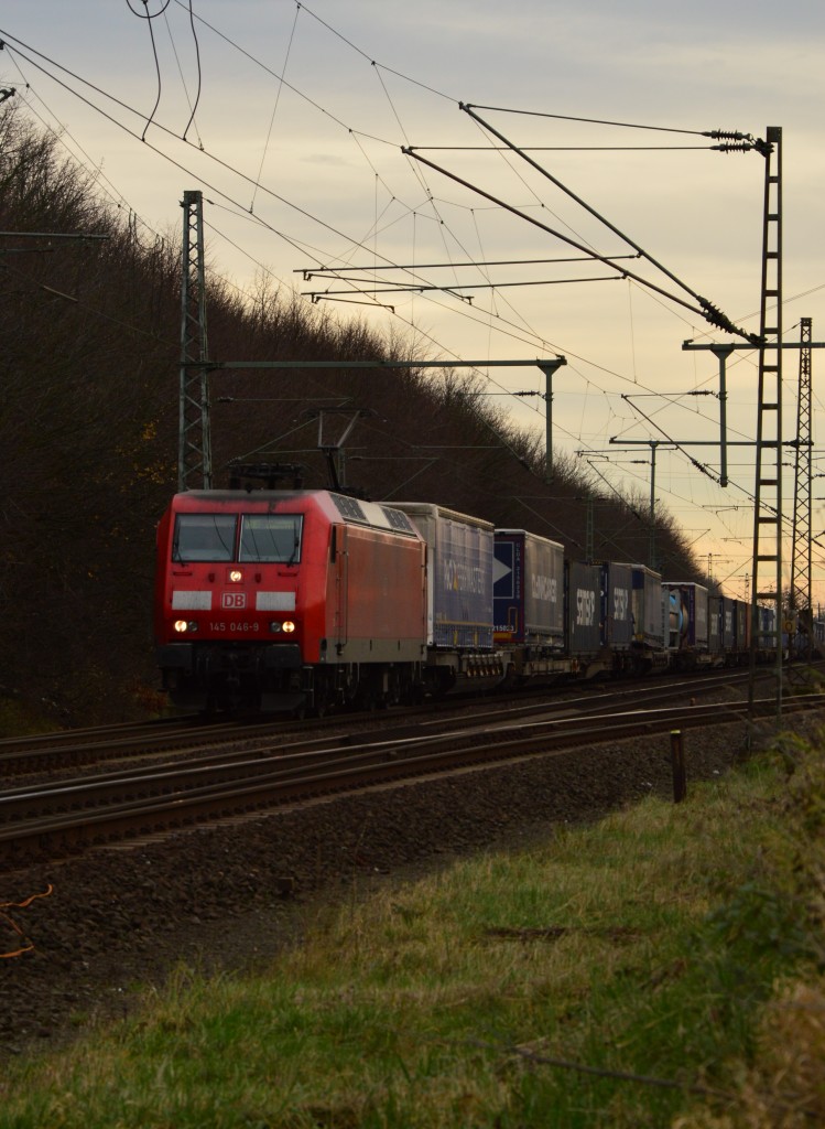 145 046-9 mit Klv bei Worringen. 5.12.2015