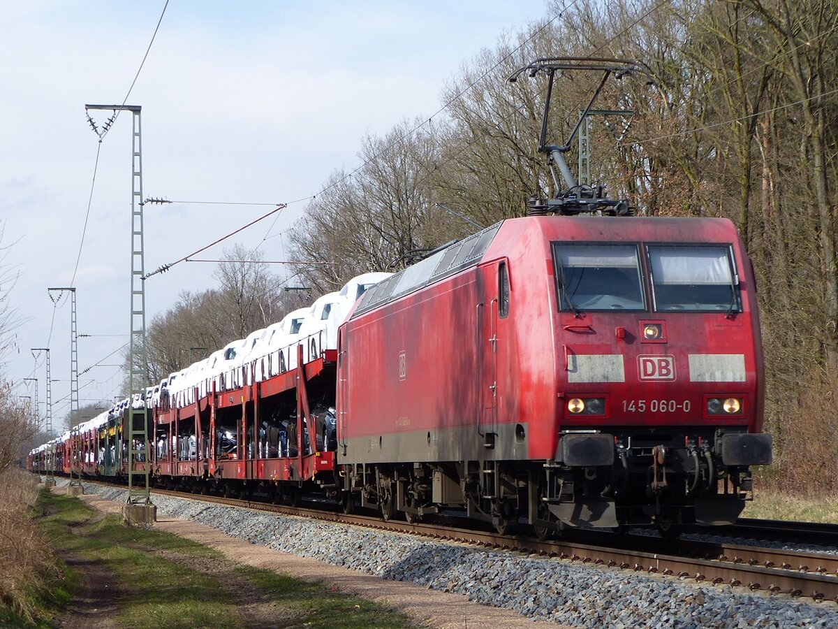 145 060 mit Auto-Ganzzug in Rheine=Bentlage, 12.03.2022