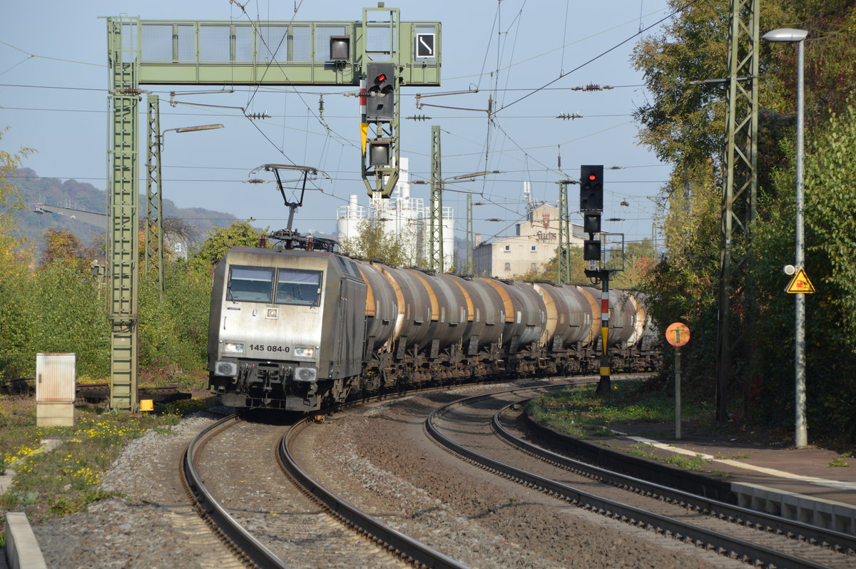 145 084-0 in Oberlahnstein

Aufnahme Ort: Oberlahnstein
Aufnahme Datum: 17.10.2018