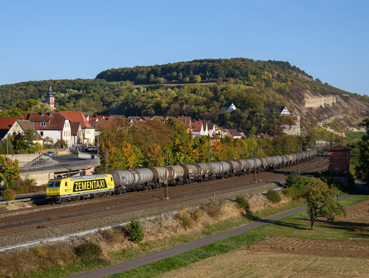 145 089 RHC-Zementaxi-mit Kesselwagen in Richtung Gemünden(Main).(Retzbach-Zellingen 4.10.2018).