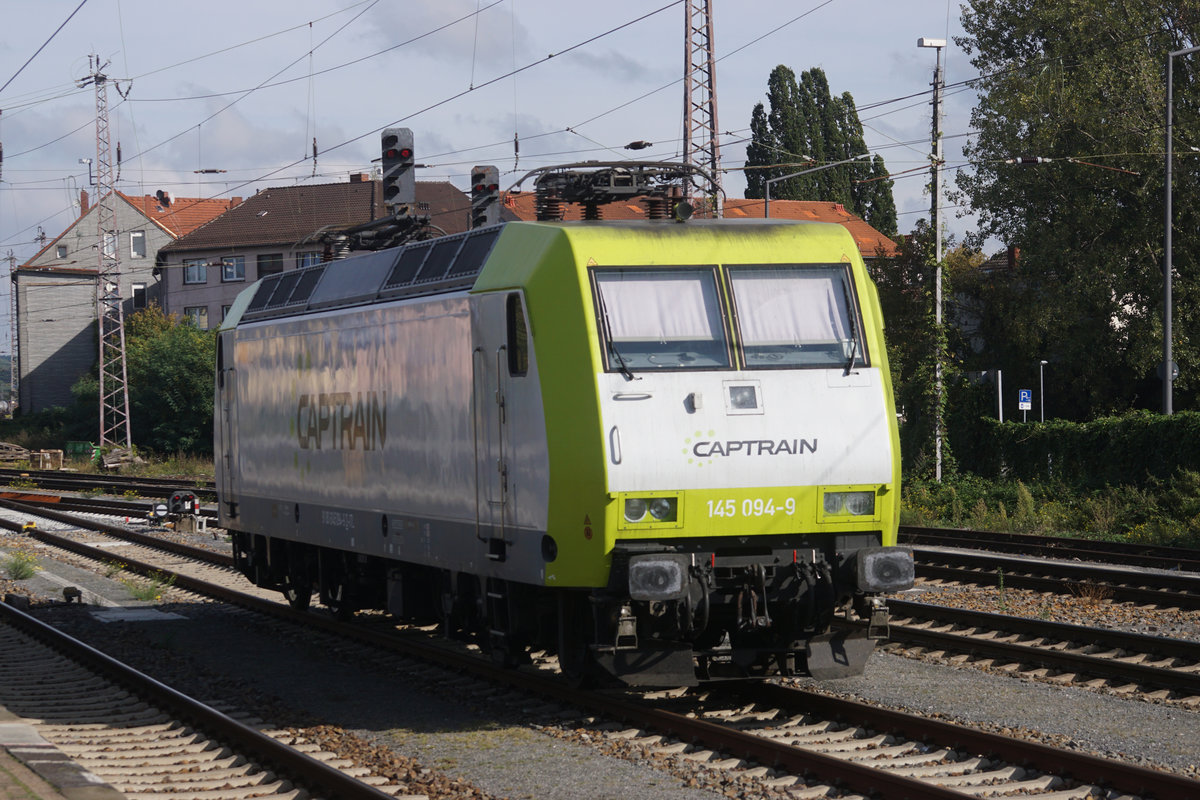 145 094-9 von Captrain abgestellt am 2. Oktober 2020 auf Gleis 6, Hbf Osnabrück.