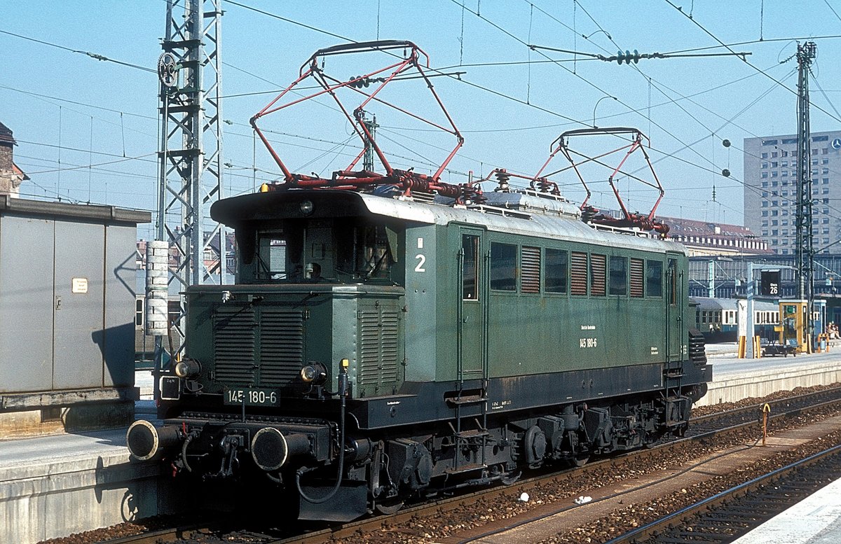 145 180  München Hbf  25.02.80