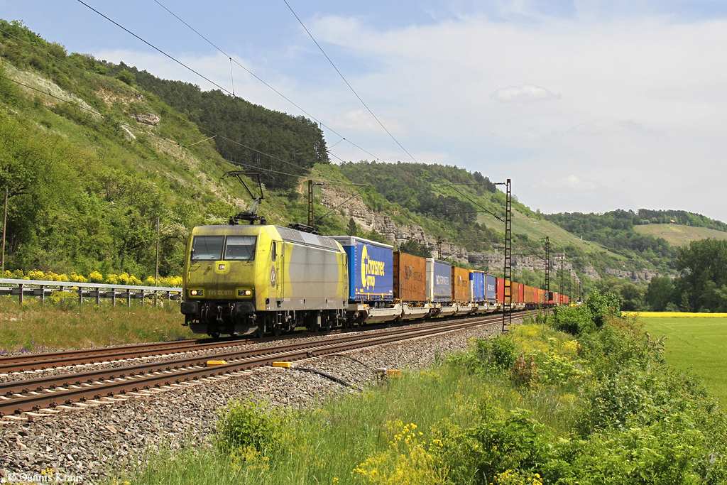 145 CL 031 mit Güterzug am 13.05.2015 bei Karlstadt.