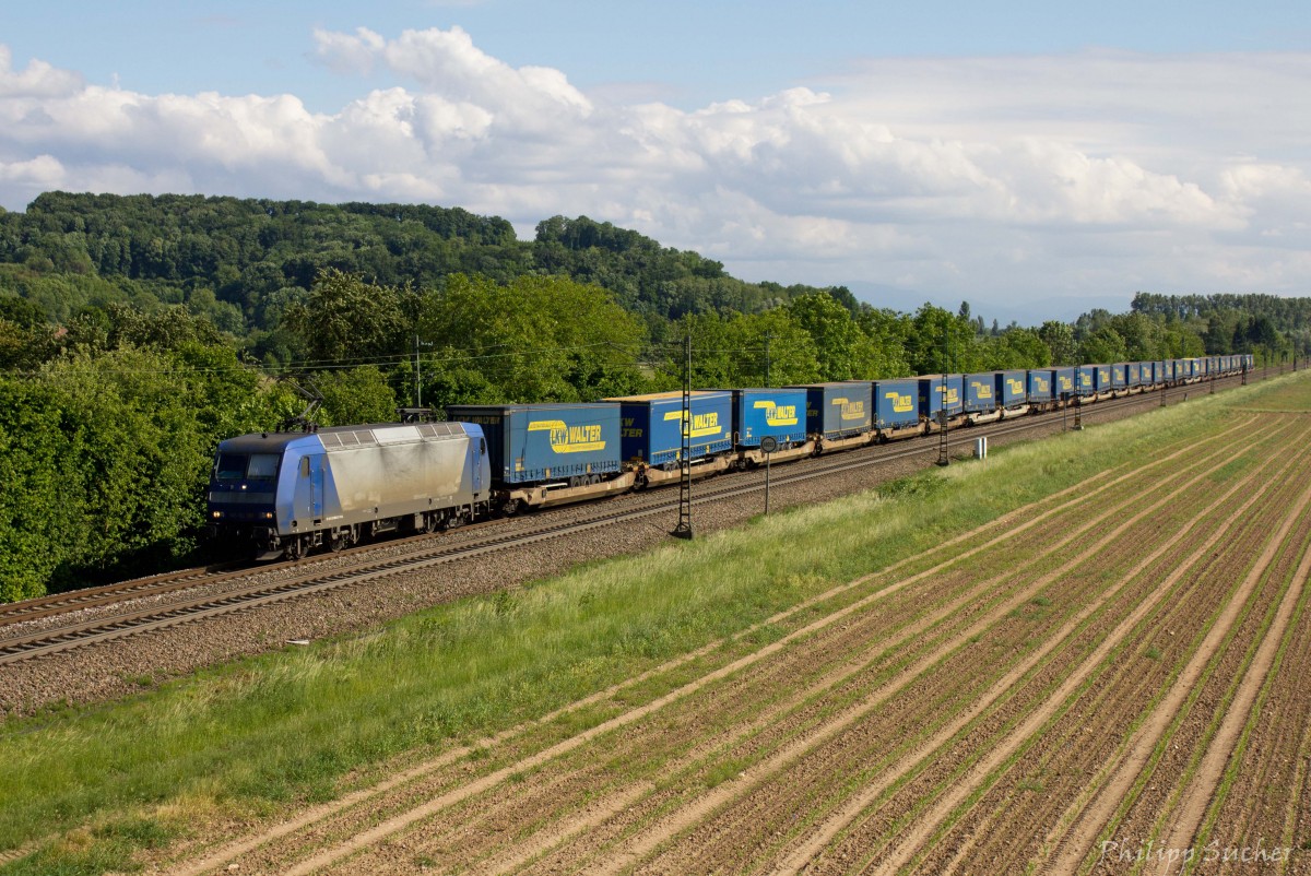145-CL 202 mit dem  Lkw Walter -KLV am 30.05.2014 kurz vor Kenzingen auf dem Weg nach Norden