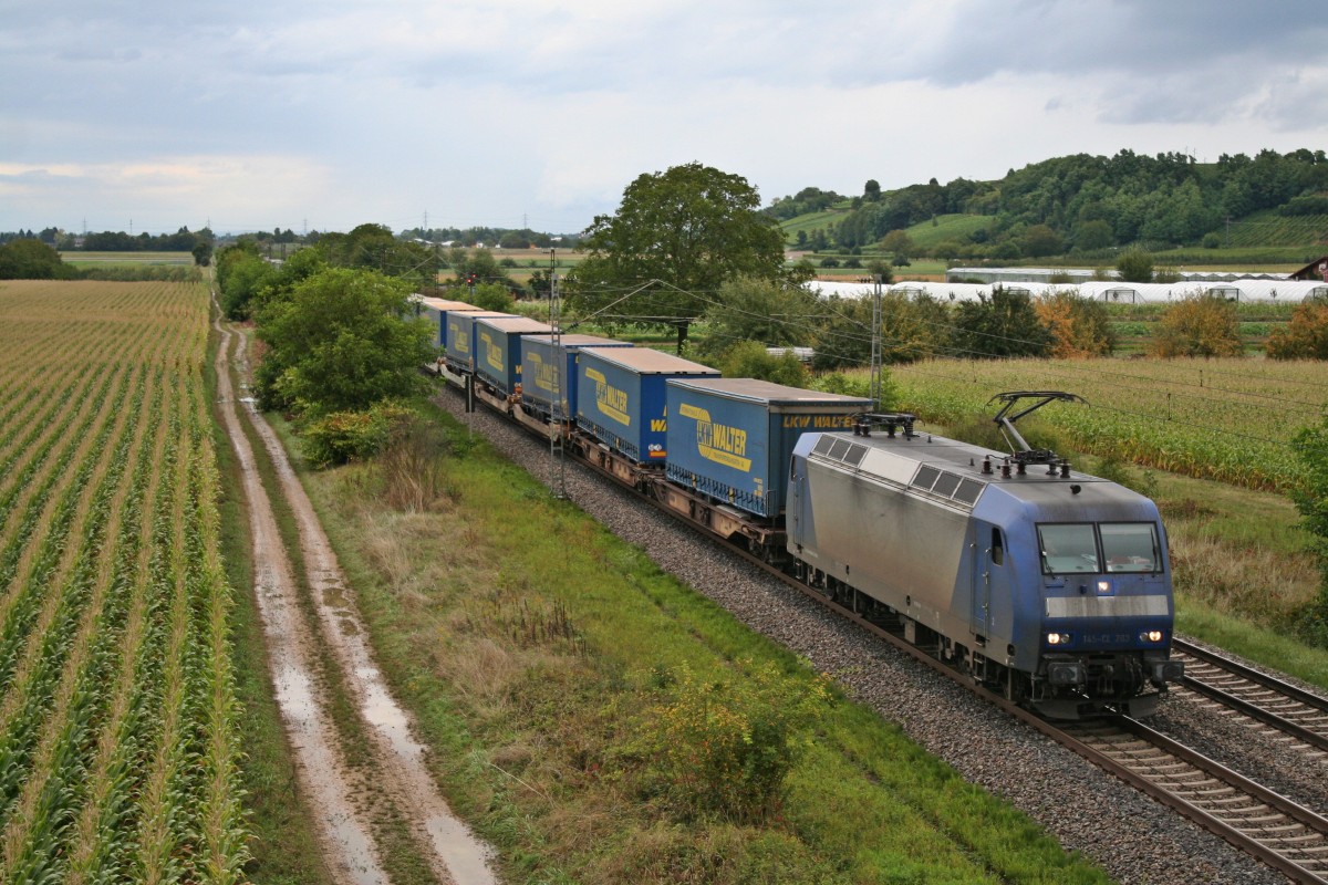 145-CL 203 mit einem KLV-Zug Richtung Sden am 12.09.13 nachmittags nrdlich von Hgelheim.