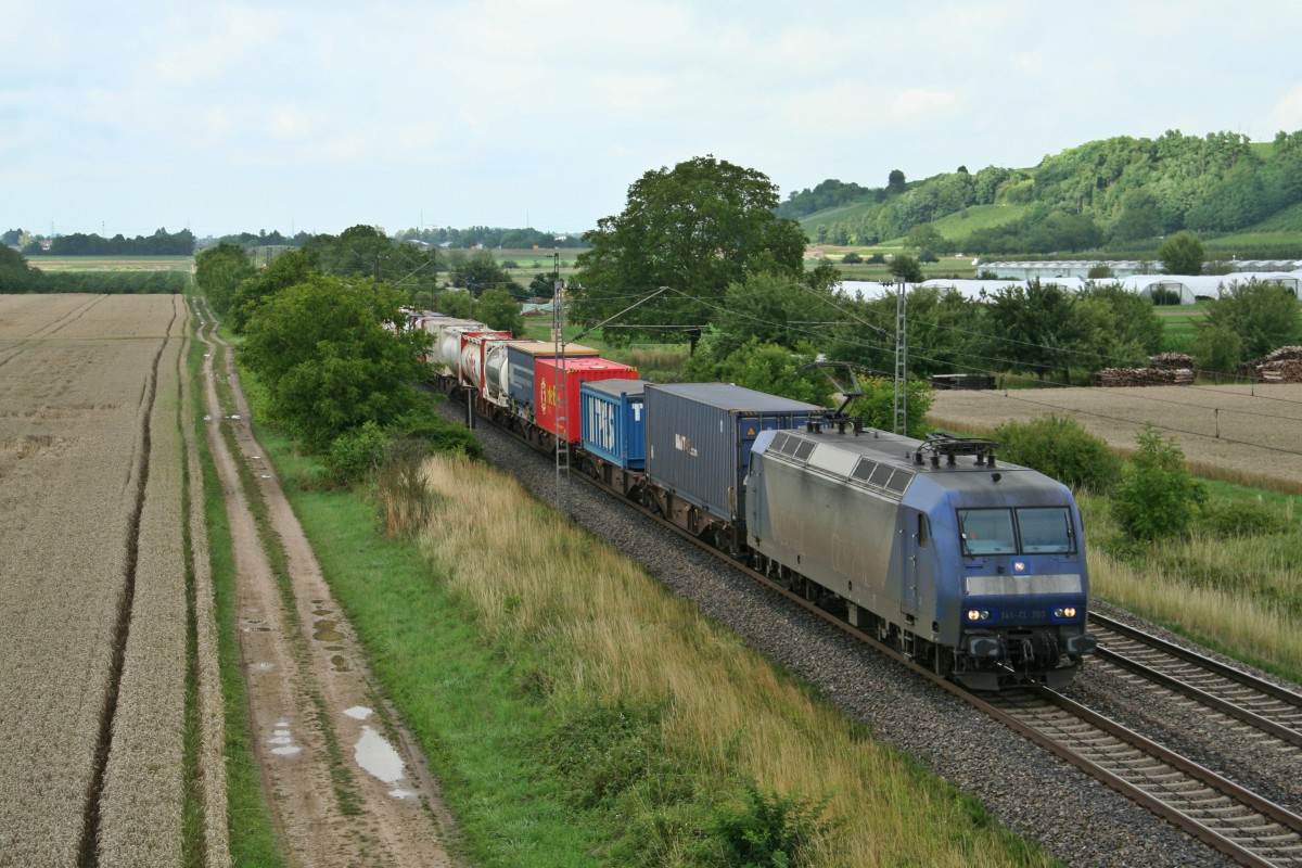 145-CL 203 mit einem KLV-Zug aus Belgien in Richtung Italien am Nachmittag des 11.07.14 bei Hgelheim.